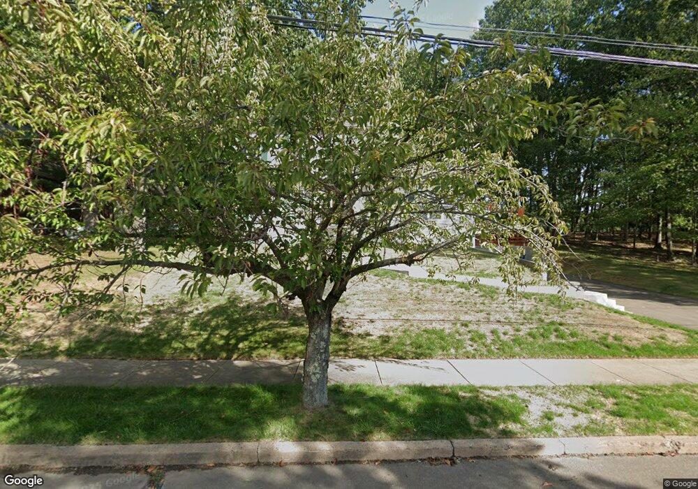 435 Stevenson Rd, New Haven, CT 06515 - photo 1