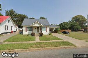 1018 Moscow Ave, Hickman, KY 42050