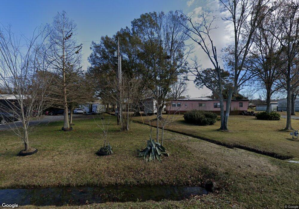 6817 Lee Station Rd, New Iberia, LA 70560 - photo 1