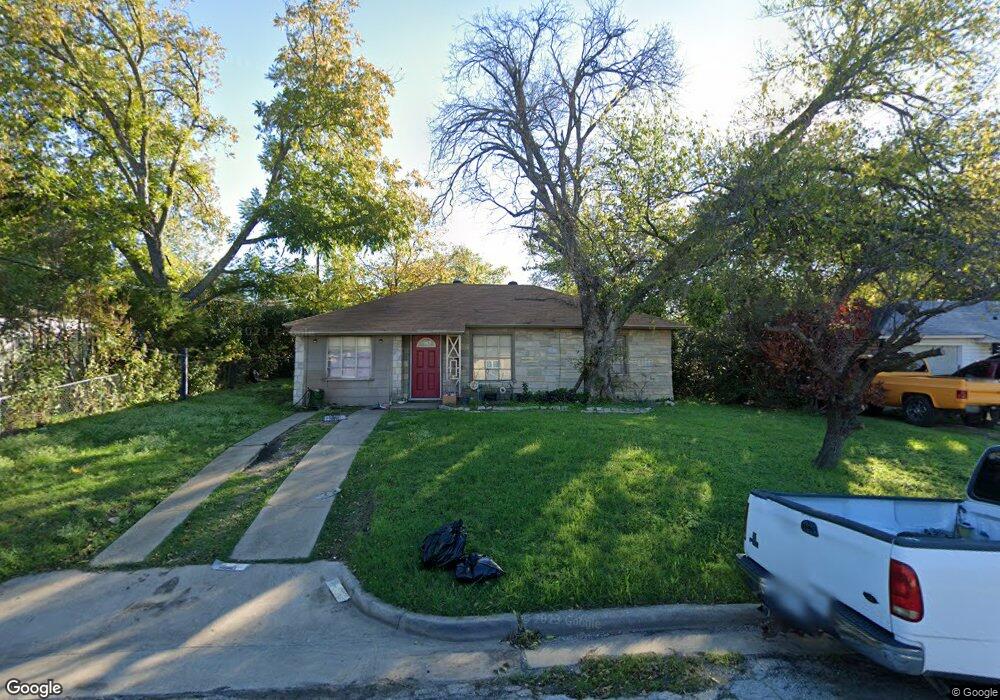 417 Arrowhead Trace, Grand Prairie, TX 75051 - photo 1