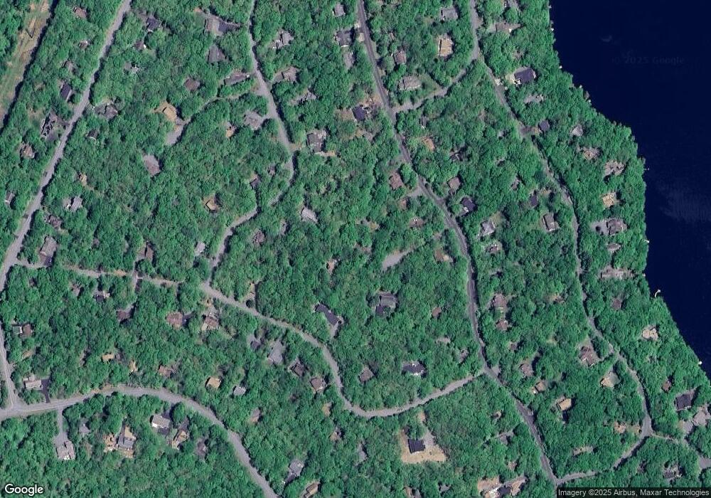 802 Rodeo Ct, Hawley, PA 18428 - photo 1