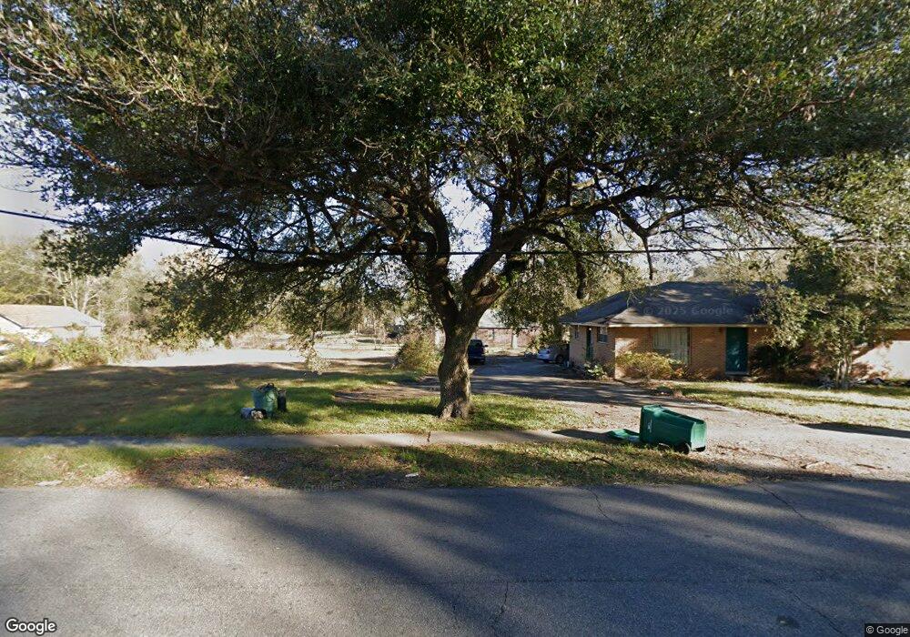 4605 Roosevelt St, Zachary, LA 70791 - photo 1