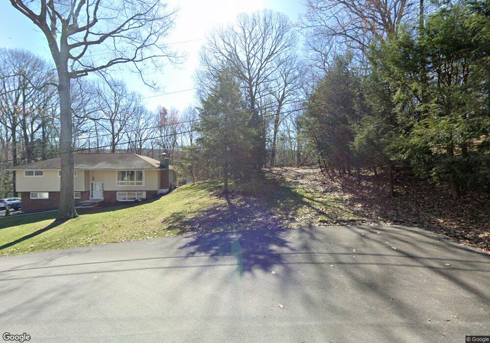 309 Hemlock Dr, Clarks Summit, PA 18411 - photo 1