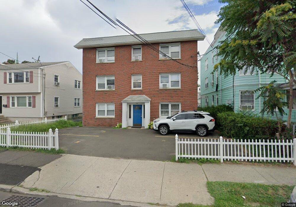 108 Cove Rd unit 2-C, Stamford, CT 06902 - photo 1