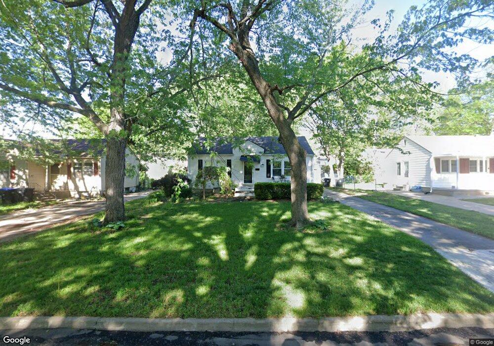 635 SW Vesper Ave, Topeka, KS 66606 - photo 1