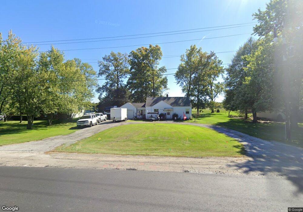 614 W Dustman Rd, Bluffton, IN 46714 - photo 1