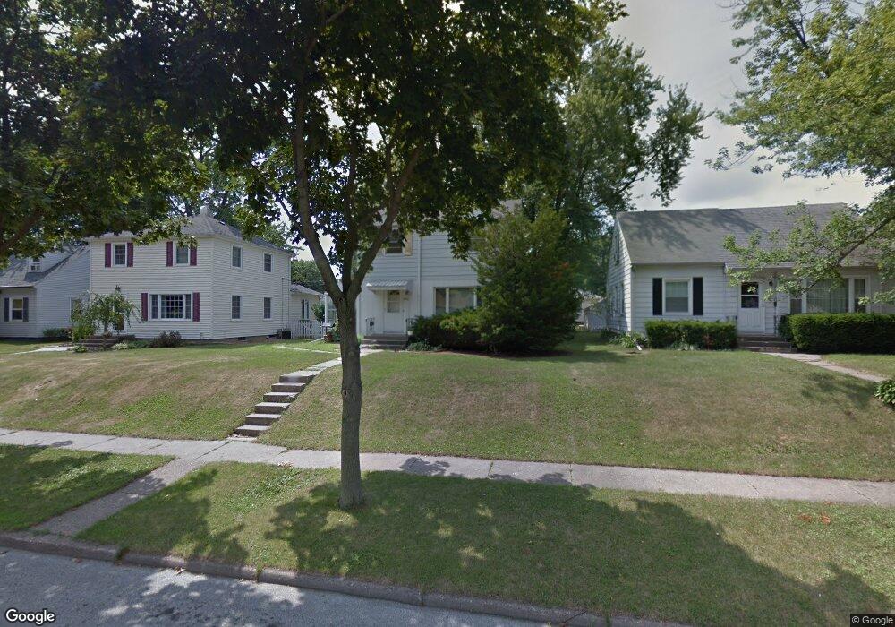 1029 W Rusholme St, Davenport, IA 52804 - photo 1