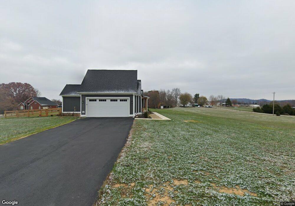 112 Reed Ln, Cookeville, TN 38506 - photo 1