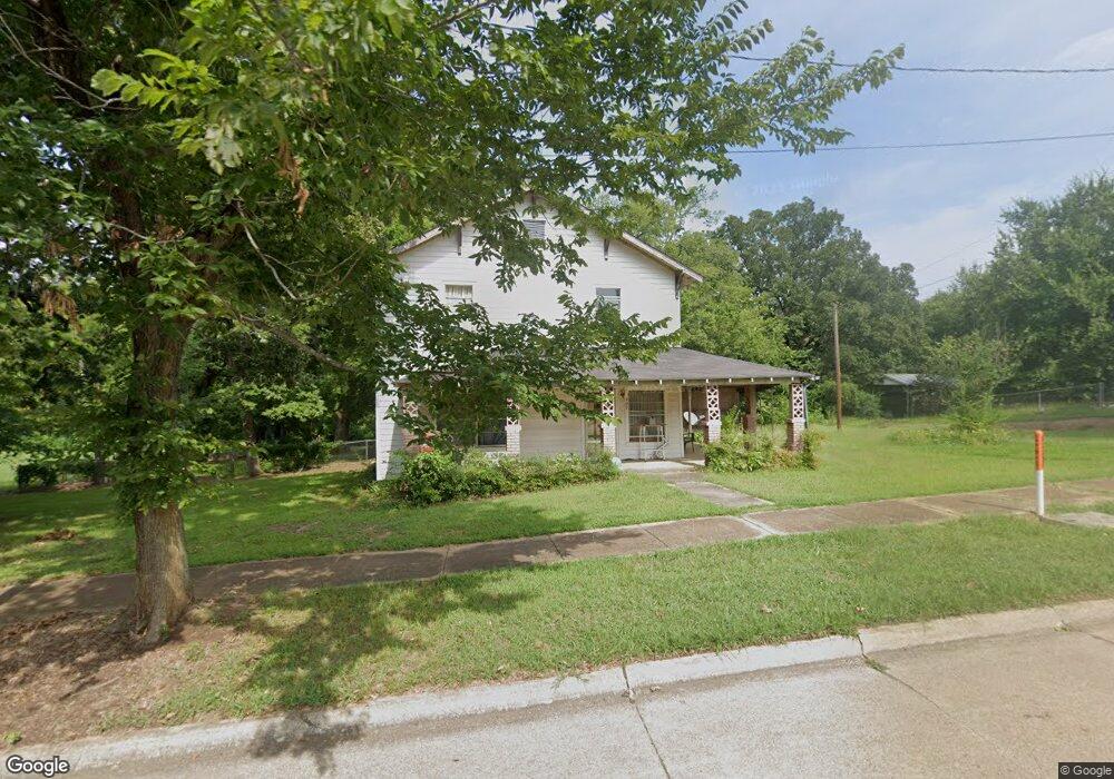 409 S 5th St, Hugo, OK 74743 - photo 1