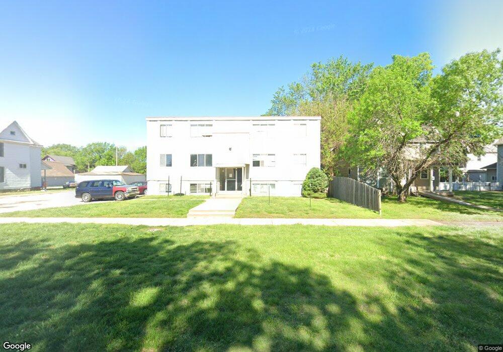 515 SW Buchanan St unit 2, Topeka, KS 66606 - photo 1