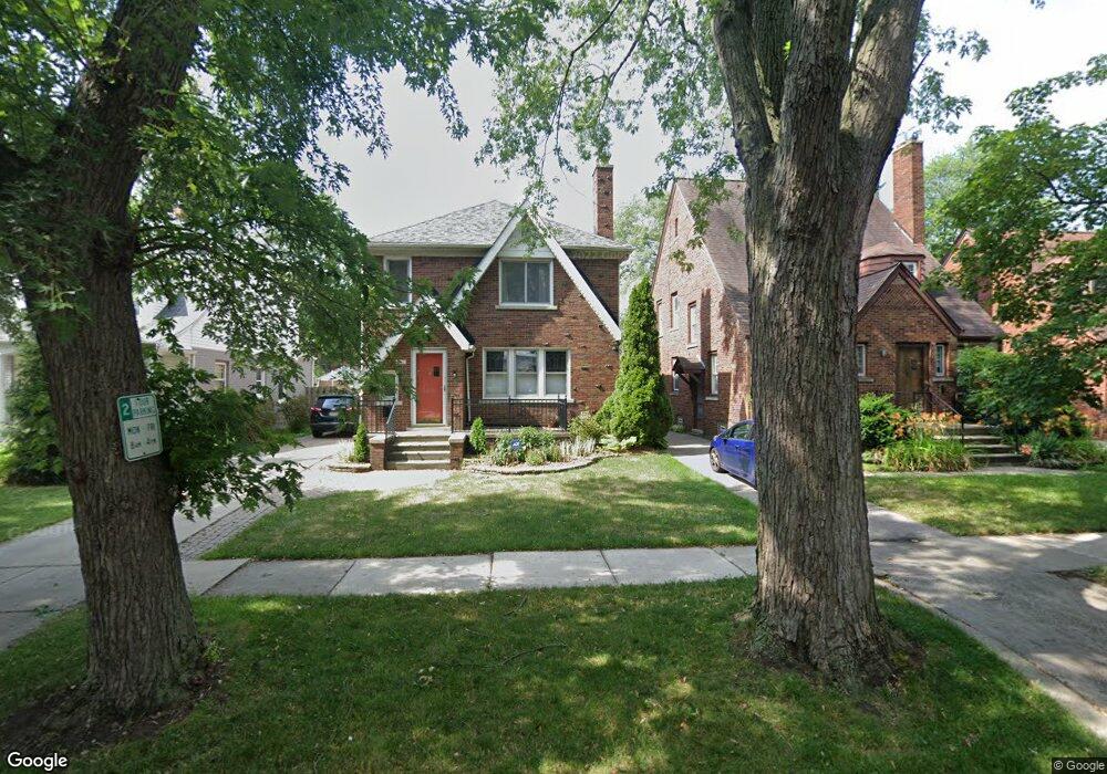 461 Calvin Ave unit Bldg-Unit, Grosse Pointe Farms, MI 48236 - photo 1