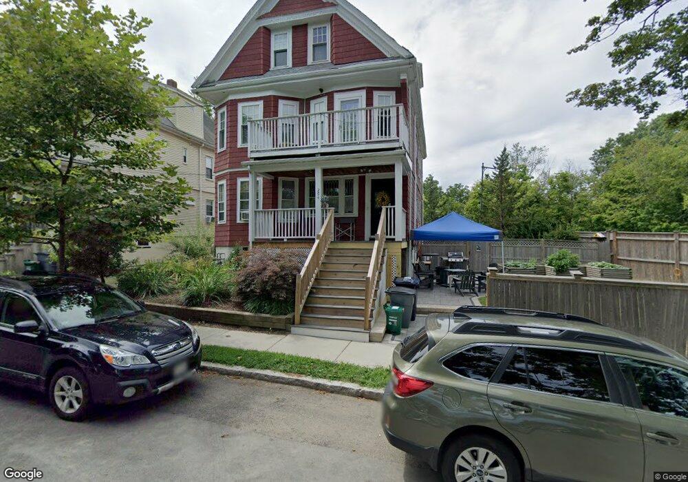 204 Larch Rd unit 1, Cambridge, MA 02138 - photo 1