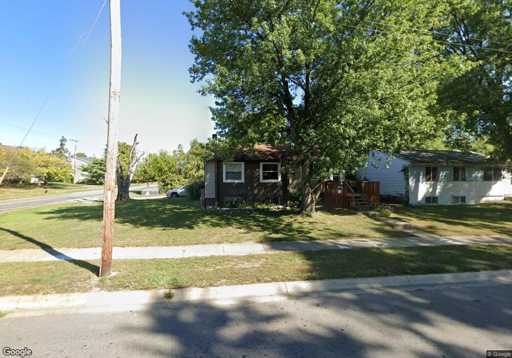 2128 Hampstead Dr, Columbus, OH 43229 - photo 1