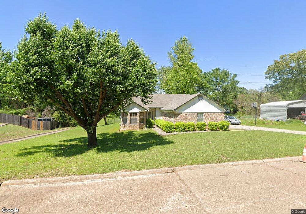 6209 Polly Dr, Texarkana, TX 75503 - photo 1