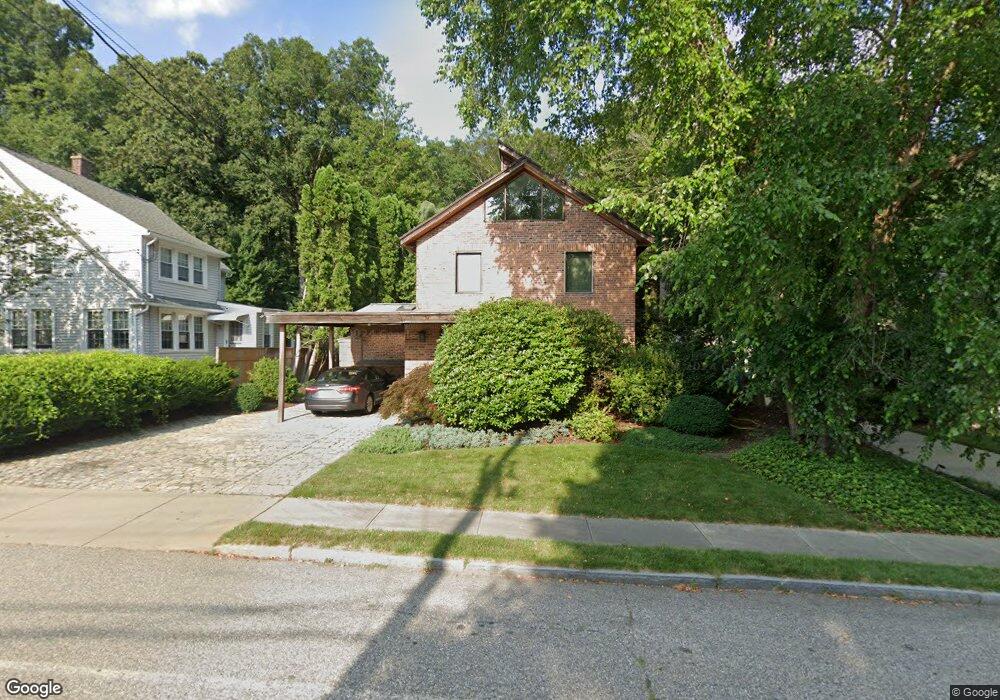 215 McKinley Avenue Extension, Norwich, CT 06360 - photo 1