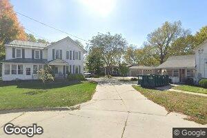 208 High St NE, Elkader, IA 52043