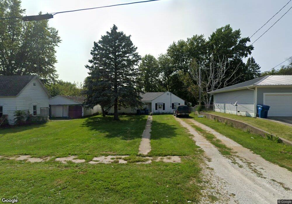 304 S Adams St, Boswell, IN 47921 - photo 1