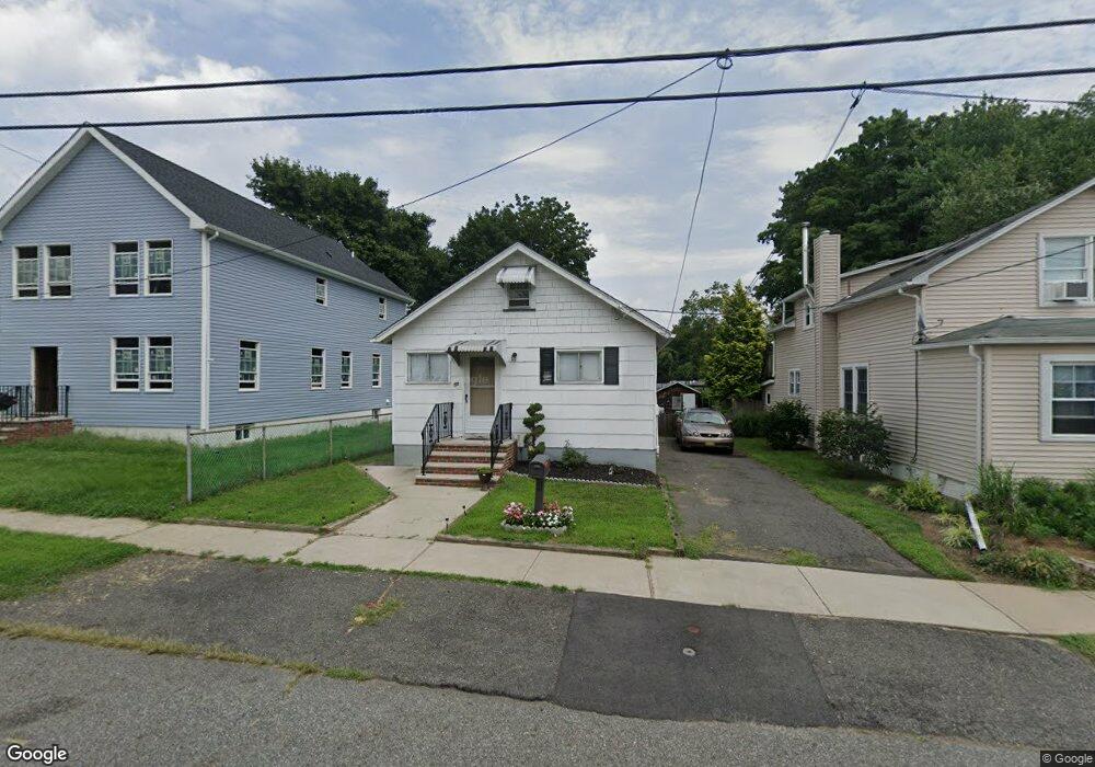 95 Lake View Blvd, Edison, NJ 08817 - photo 1