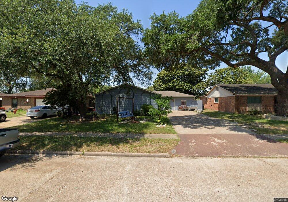 8927 Glen Shadow Dr, Houston, TX 77088 - photo 1