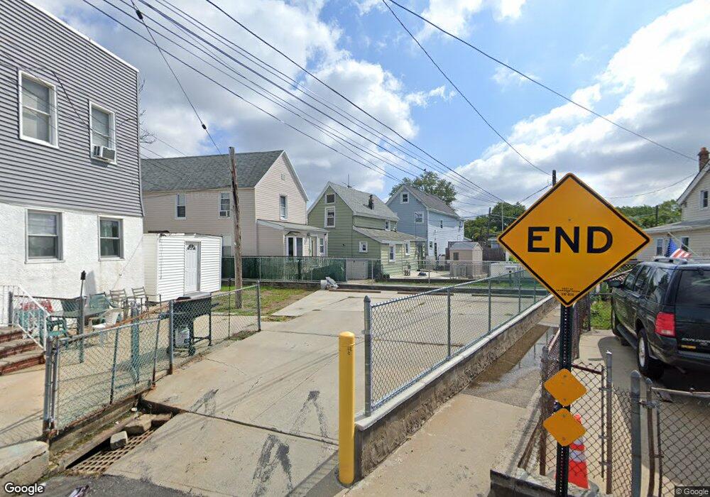 10236 160th Ave, Howard Beach, NY 11414 - photo 1