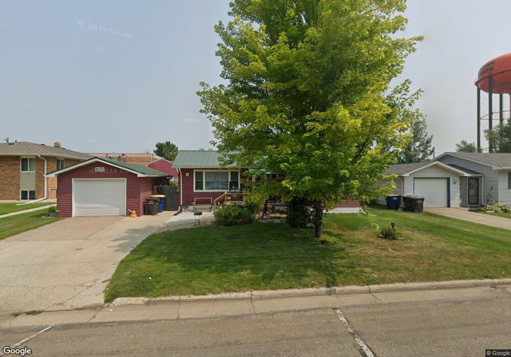 906 11th Ave NE, Jamestown, ND 58401 - photo 1
