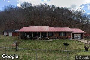 210 Old House Branch Rd, Topmost, KY 41862