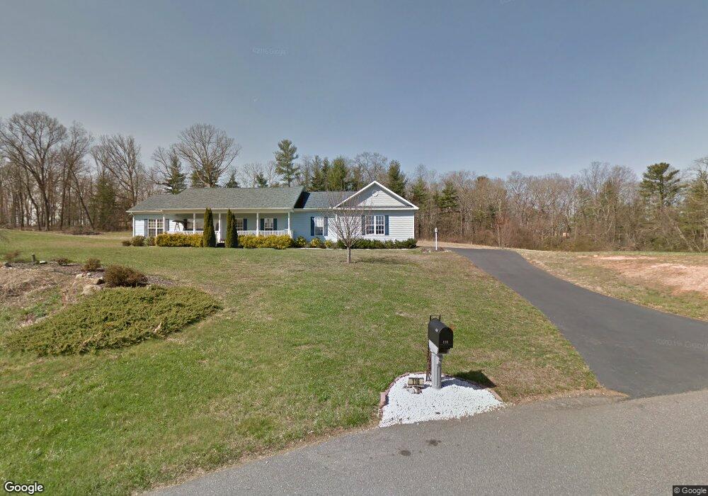 116 S Willow Brook Dr, Asheville, NC 28806 - photo 1