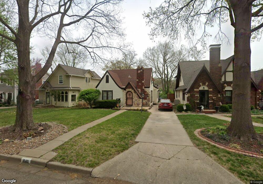 1340 SW Campbell Ave, Topeka, KS 66604 - photo 1