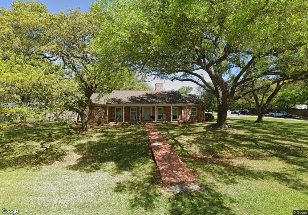 605 5th St, Bay City, TX 77414 - photo 1