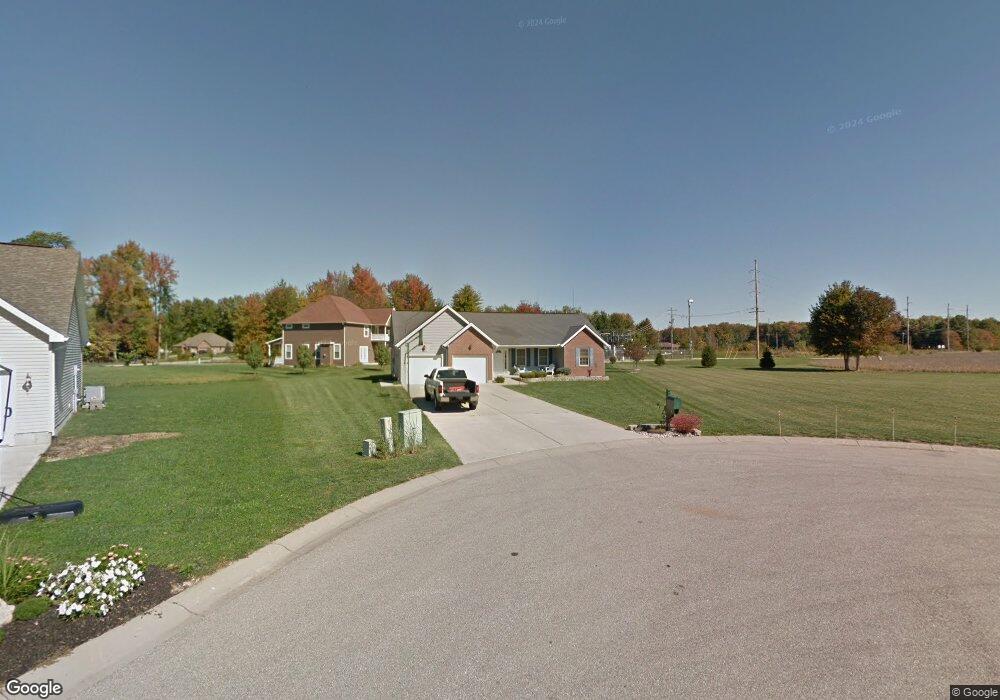 376 Curtis Ct, Batesville, IN 47006 - photo 1