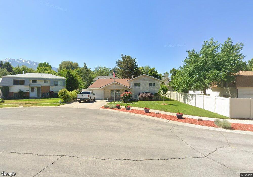 1542 Fireside Cir, Sandy, UT 84093 - photo 1