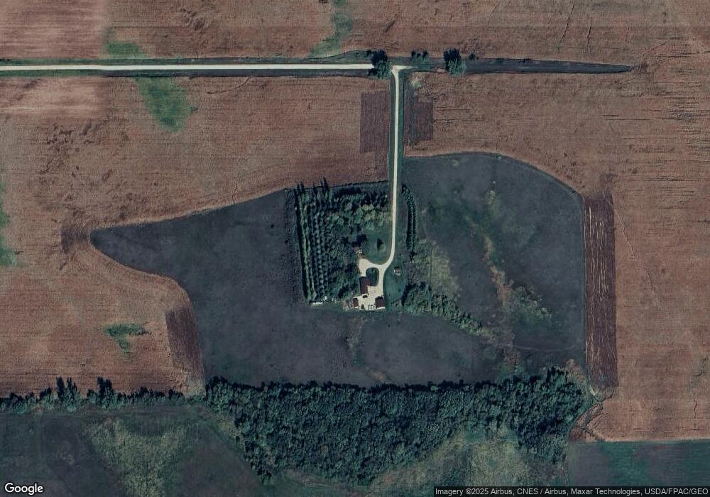 76375 320th St, Ellendale, MN 56026 - photo 1