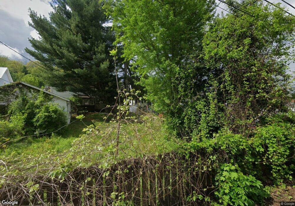 1602 Chestnut St, Coshocton, OH 43812 - photo 1