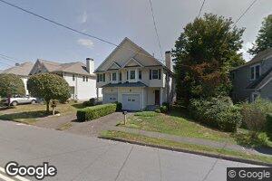 405 S Pine Creek Rd, Fairfield, CT 06824