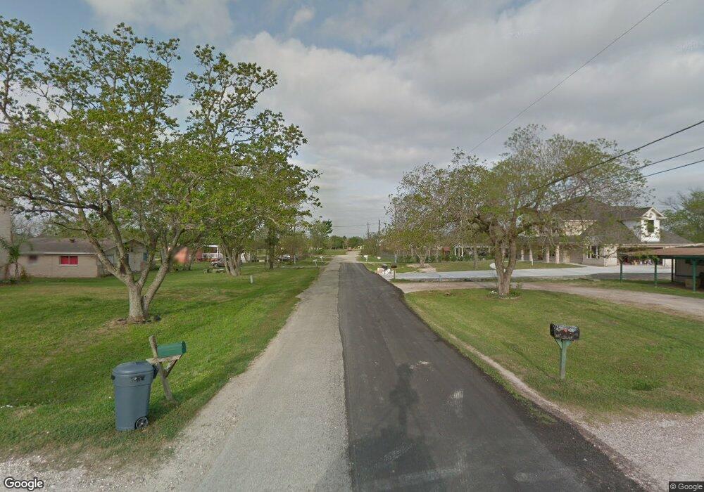 6026 County Road 327, Pearland, TX 77584 - photo 1