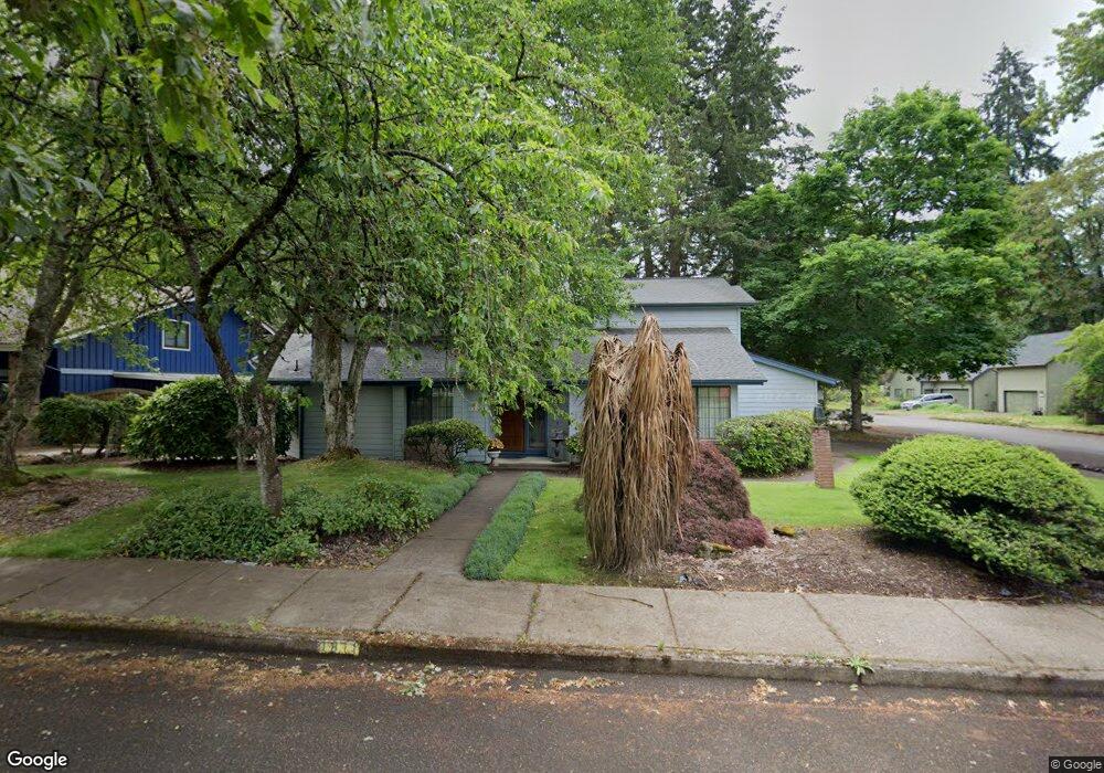 1811 Russet Dr, Eugene, OR 97401 - photo 1