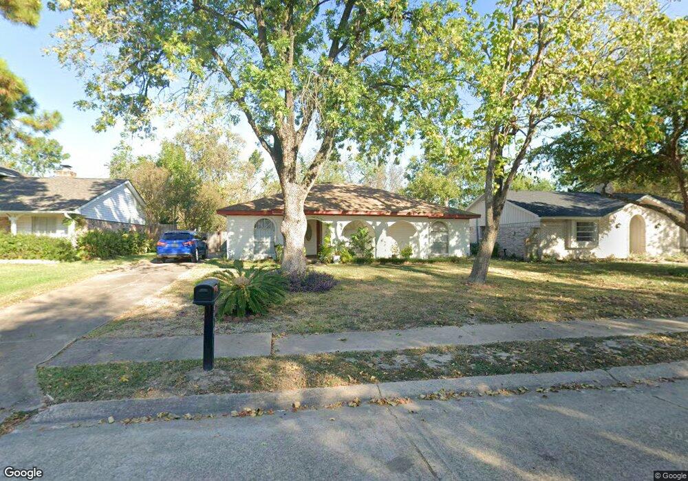 8910 Stone Brook Ln, Houston, TX 77040 - photo 1