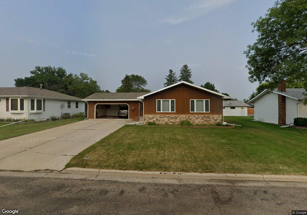 310 17th Ave NE, Jamestown, ND 58401 - photo 1