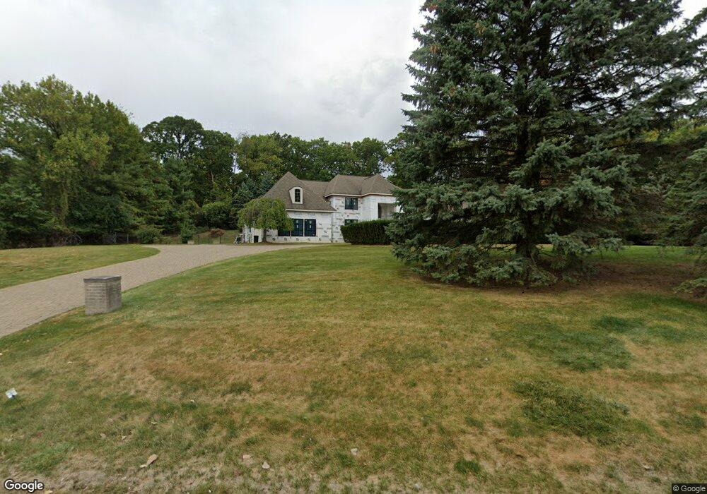 5120 Clarendon Crest St unit Bldg-Unit, Bloomfield Hills, MI 48302 - photo 1