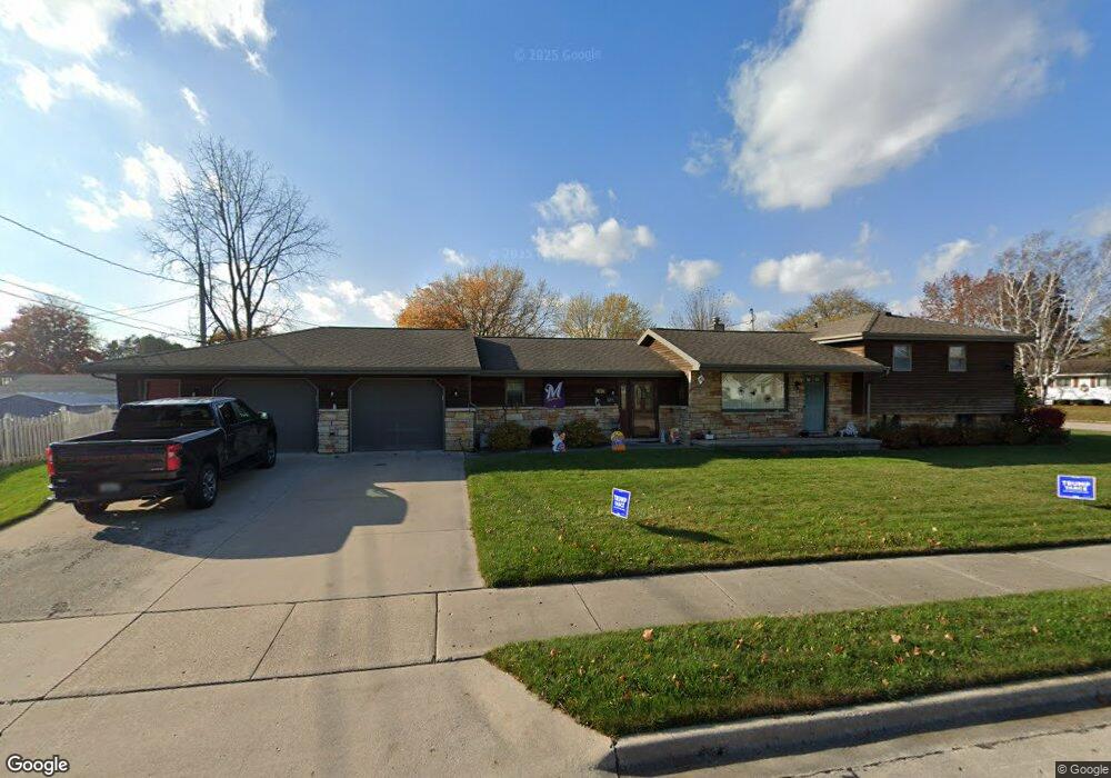 4216 Columbus St, Two Rivers, WI 54241 - photo 1