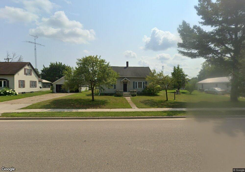 525 E Lincoln St, Augusta, WI 54722 - photo 1