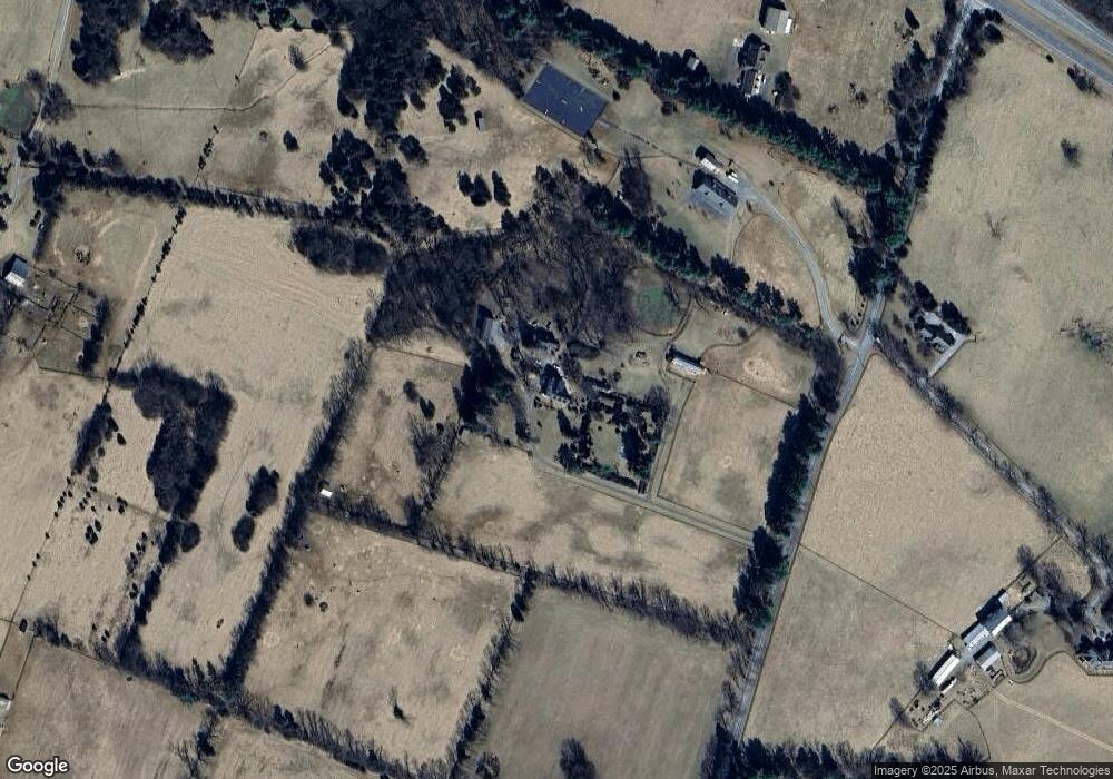 310 Red Gate Rd, Boyce, VA 22620 - photo 1