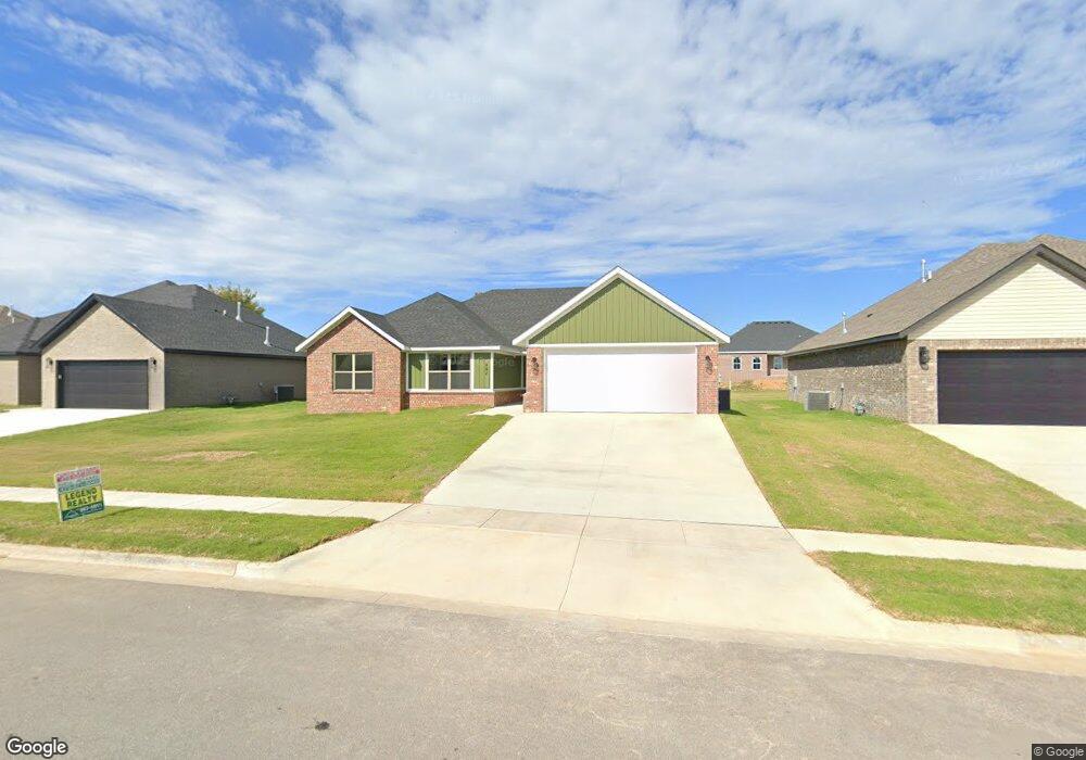 942 Petit Jean St, Prairie Grove, AR 72753 - photo 1