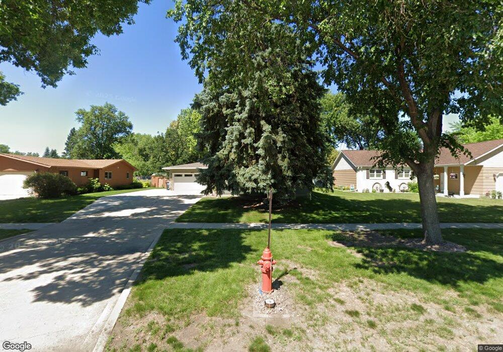 2820 Elm St N, Fargo, ND 58102 - photo 1