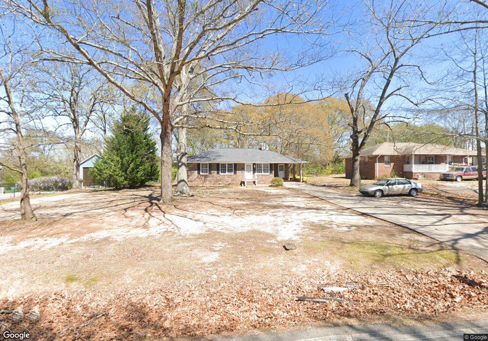 421 Spring St, Commerce, GA 30529 - photo 1