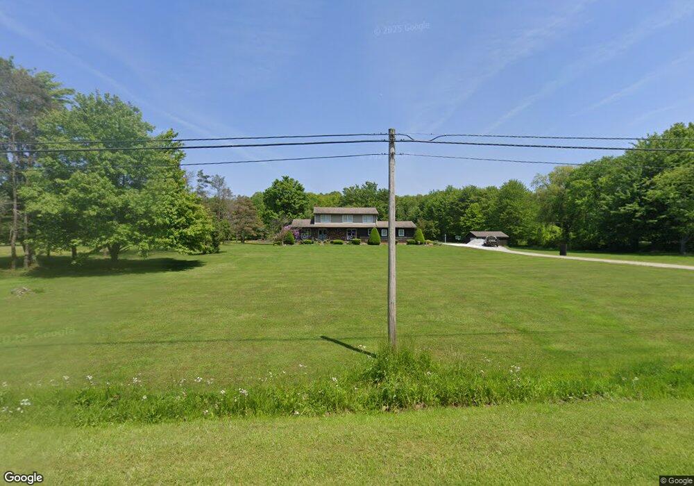 5186 Middle Rd, Conneaut, OH 44030 - photo 1