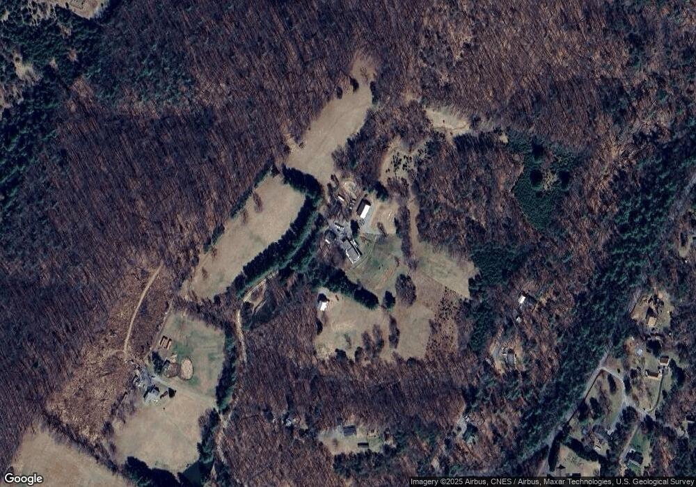 400 Sleepyview Ln, Berkeley Springs, WV 25411 - photo 1