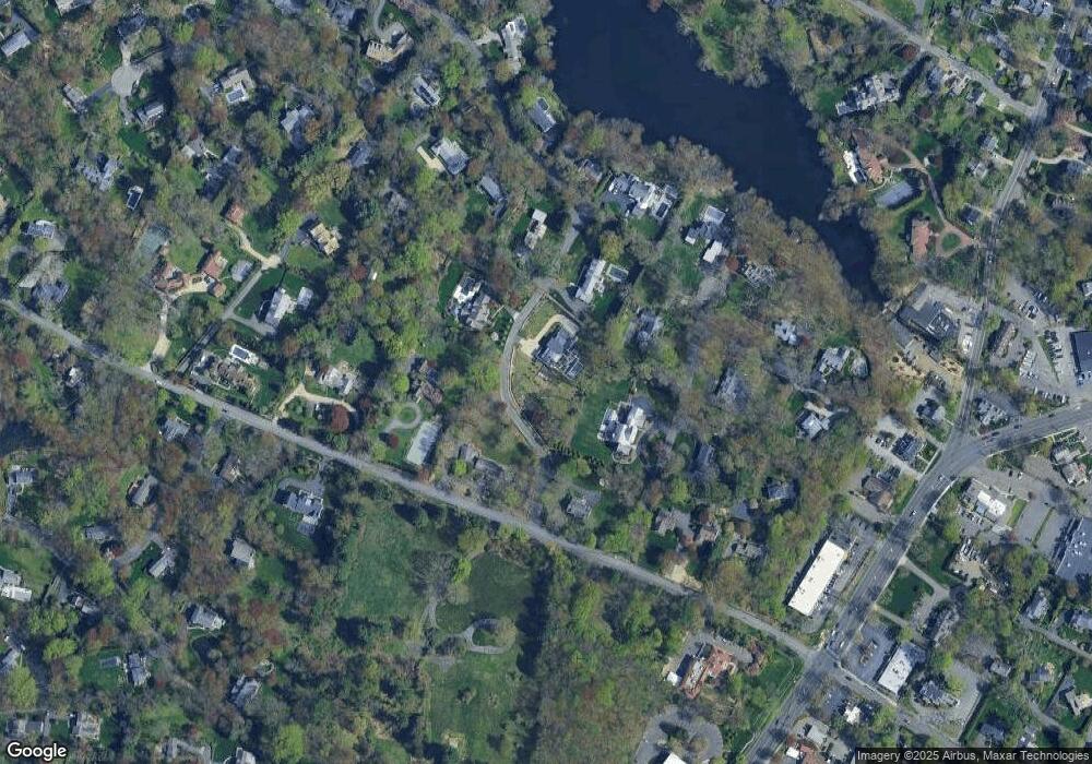 4 Pequot Trail, Westport, CT 06880 - photo 1