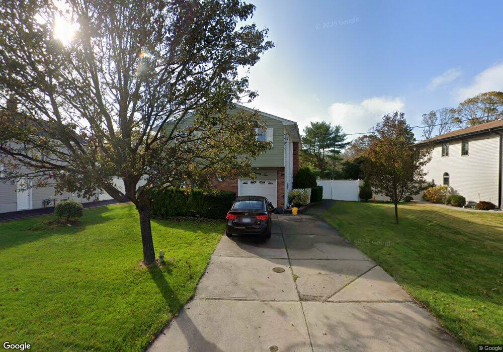 122 Commack Rd, Islip, NY 11751 - photo 1