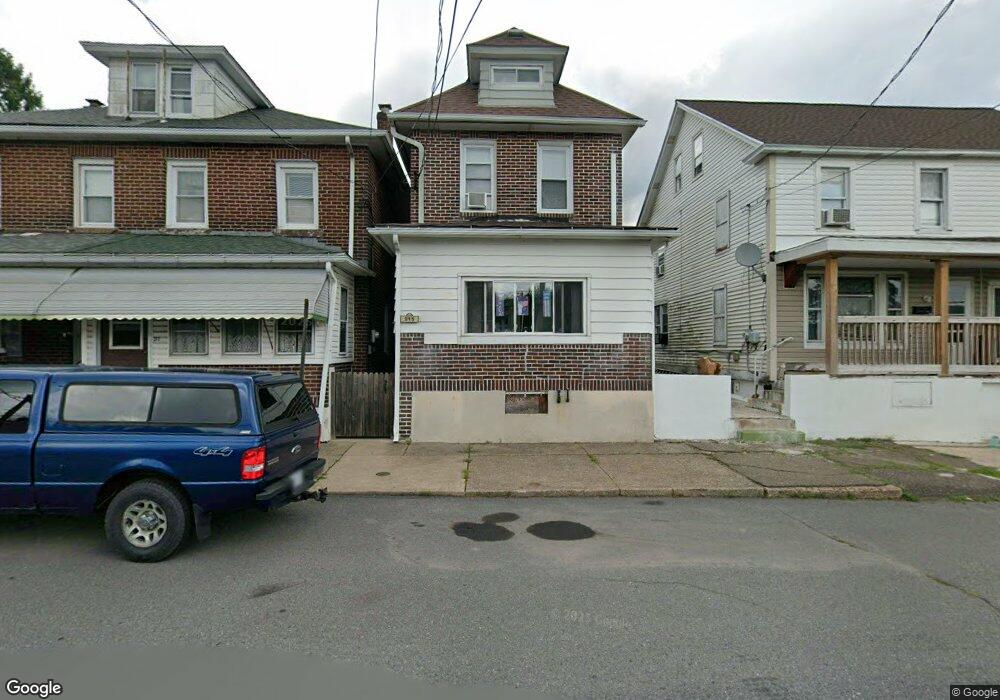 215 W Sherman St, McAdoo, PA 18237 - photo 1